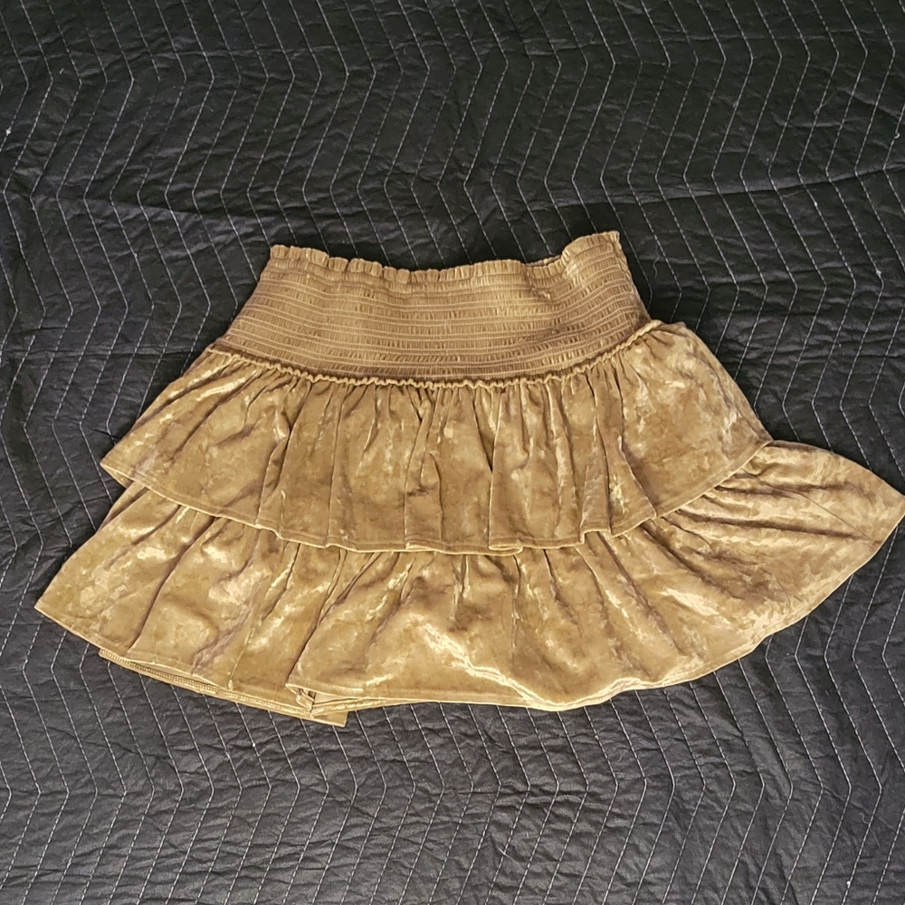 Aerie gold velvet ruffle skirt